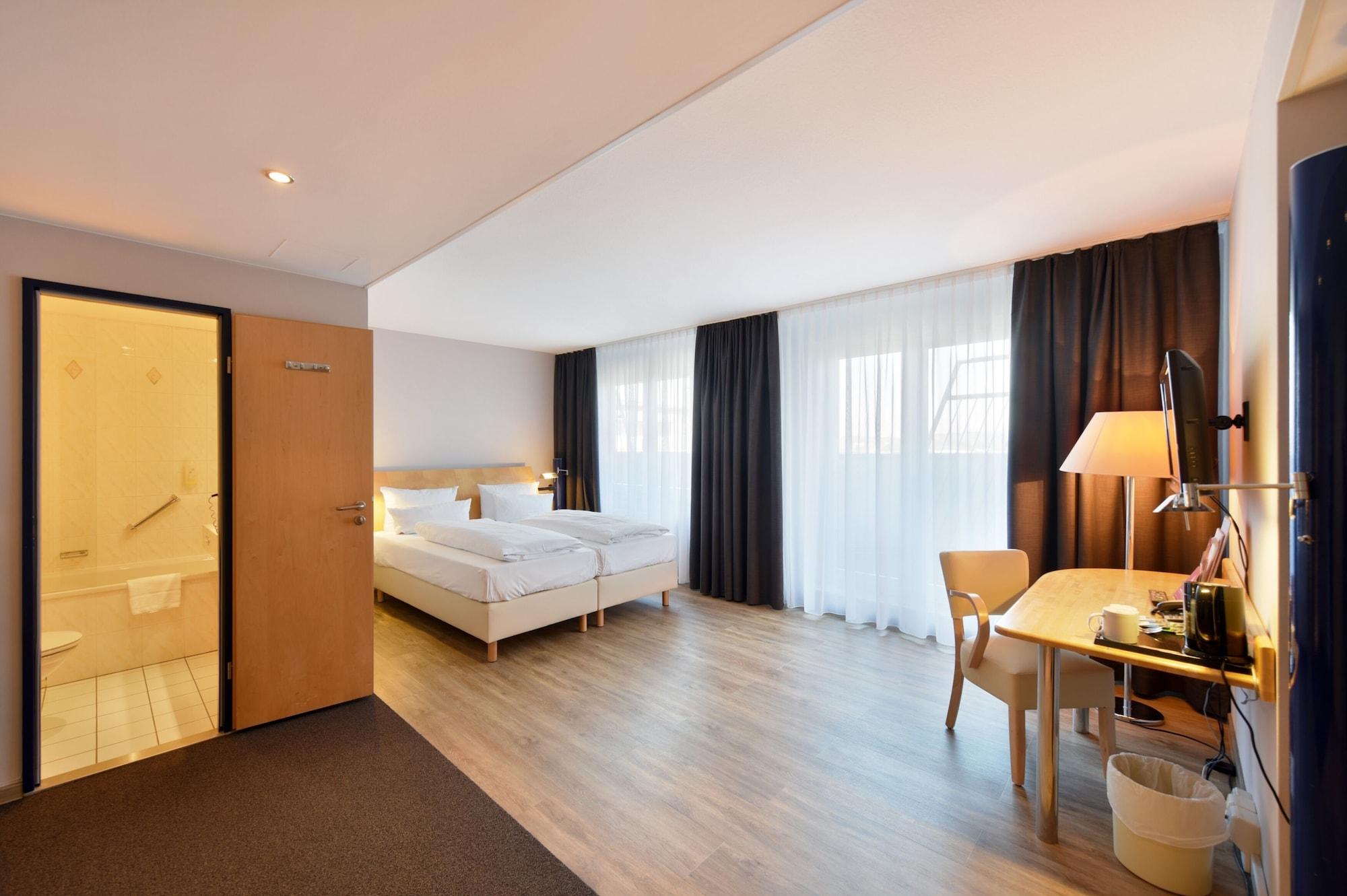 Amedia Elbpromenade Hotel