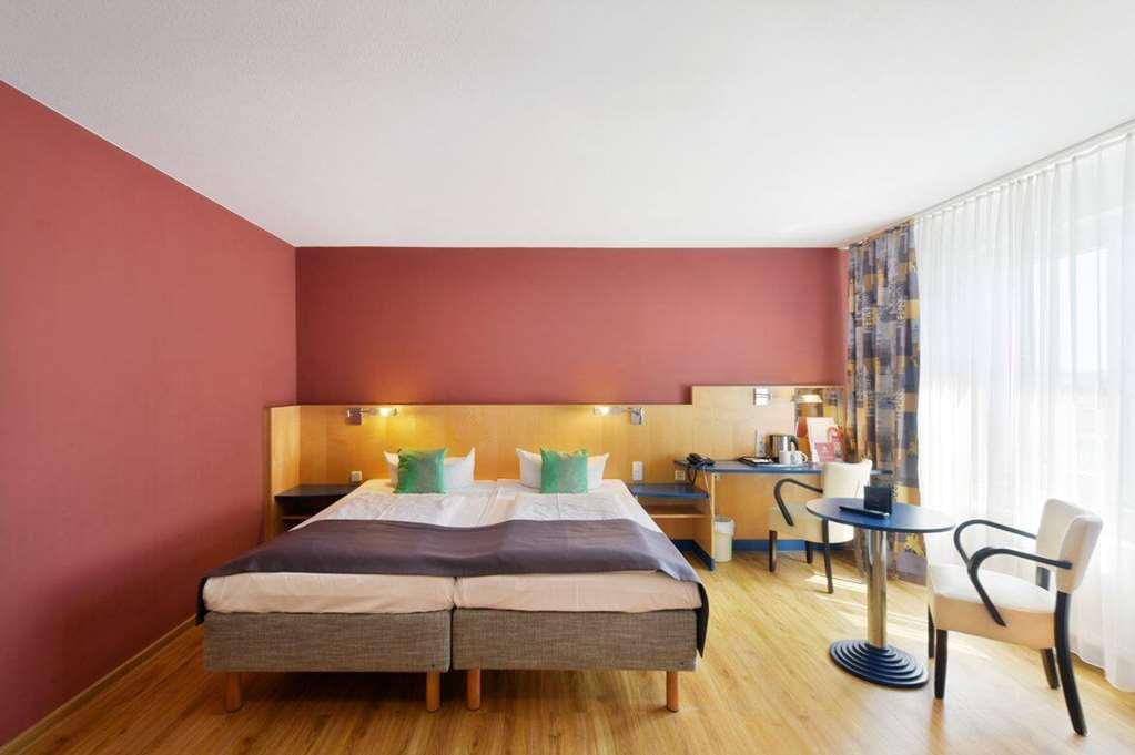 Amedia Elbpromenade 3* Dresden